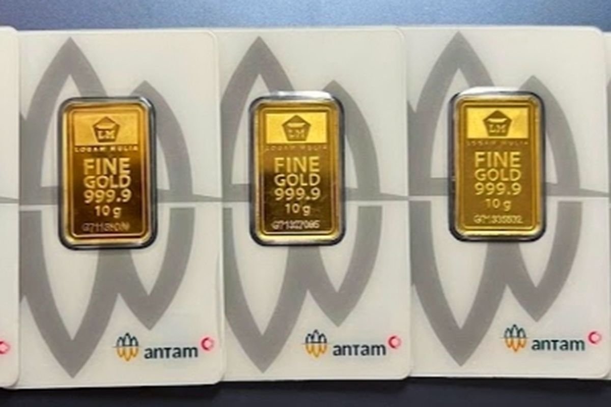 Harga Emas Antam Melonjak Tajam Hari Ini