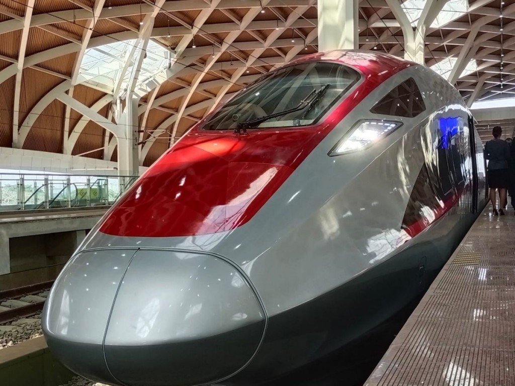 Tiket Whoosh Berikan Promo di 21 Destinasi