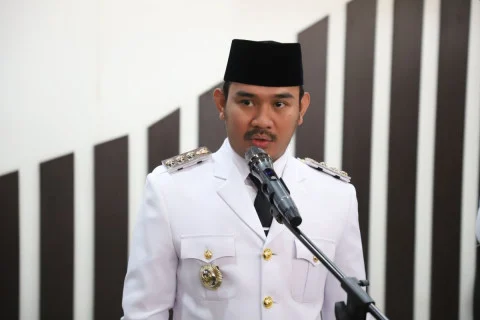 KPK Tangkap Bupati Bekasi Ade Kuswara Kunang