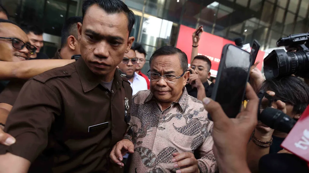 OTT Bupati Sadewo, KPK Bawa 8 Orang dari Pati ke Jakarta