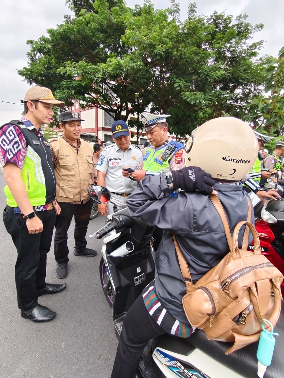 Dukung Operasi Keselamatan Candi 2026, Jasa Raharja Karanganyar Bersinergi dalam Operasi Gabungan Ketertiban Lalu Lintas