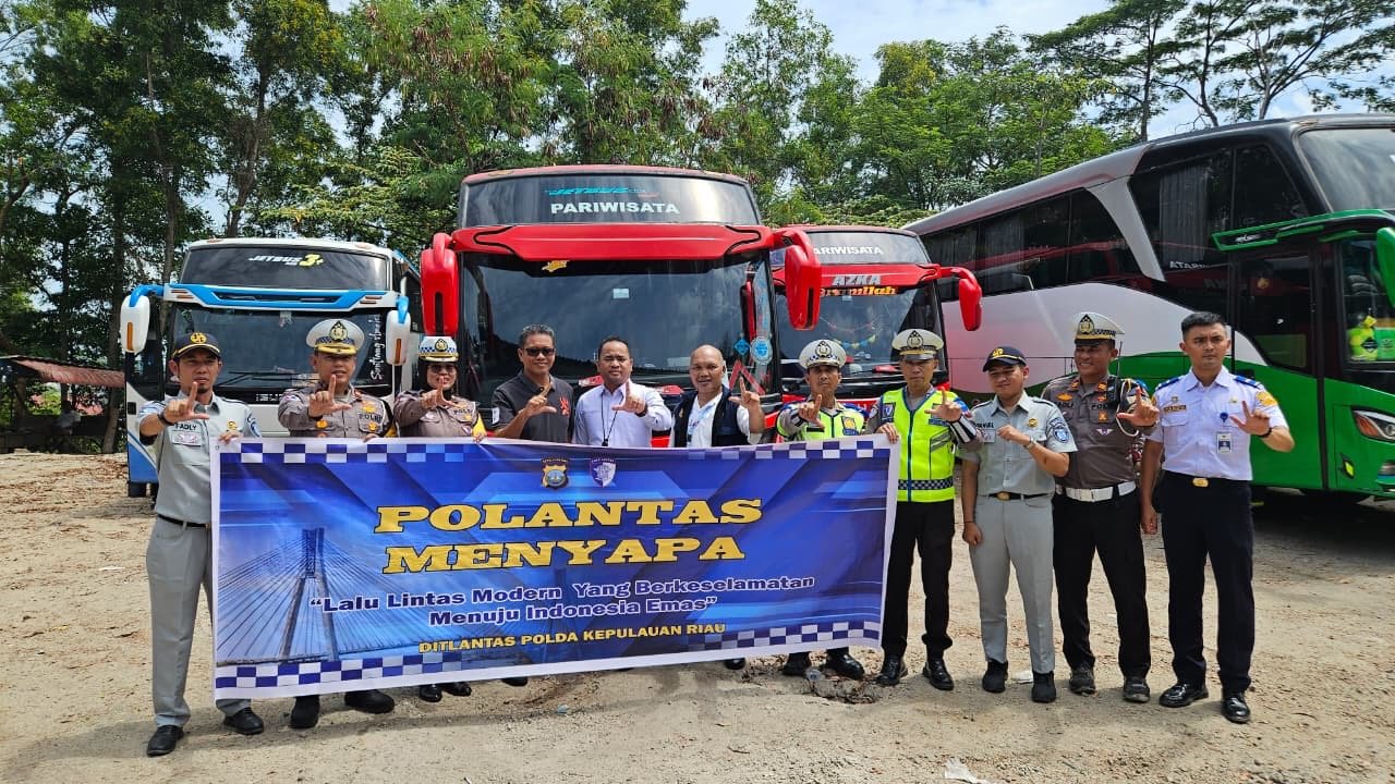 Jasa Raharja Ditlantas Polda dan BPTD Kepri Gelar Sosialisasi dan Ramp Check Kendaraan Berat di PT Batam Family Touris