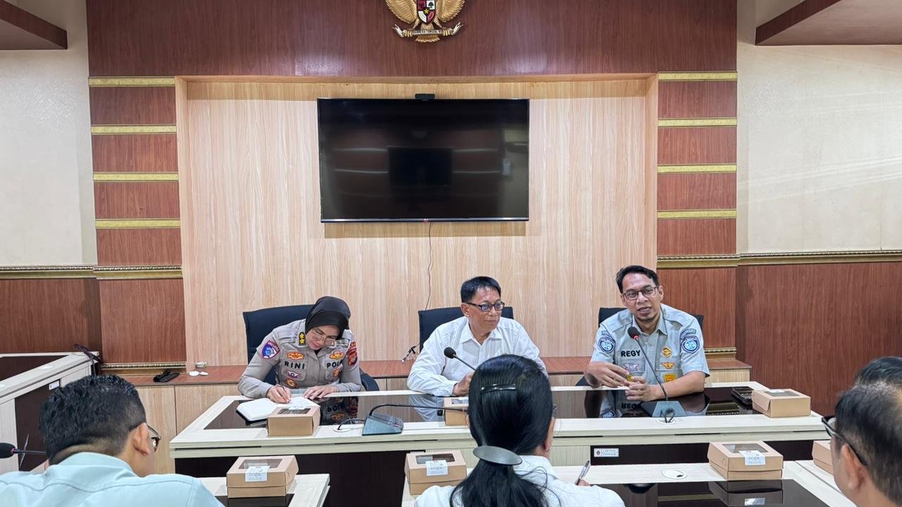 Rapat Tim Pembina Samsat Provinsi D.I. Yogyakarta Bahas Layanan Libur Lebaran, dan Program Reward bagi Wajib Pajak