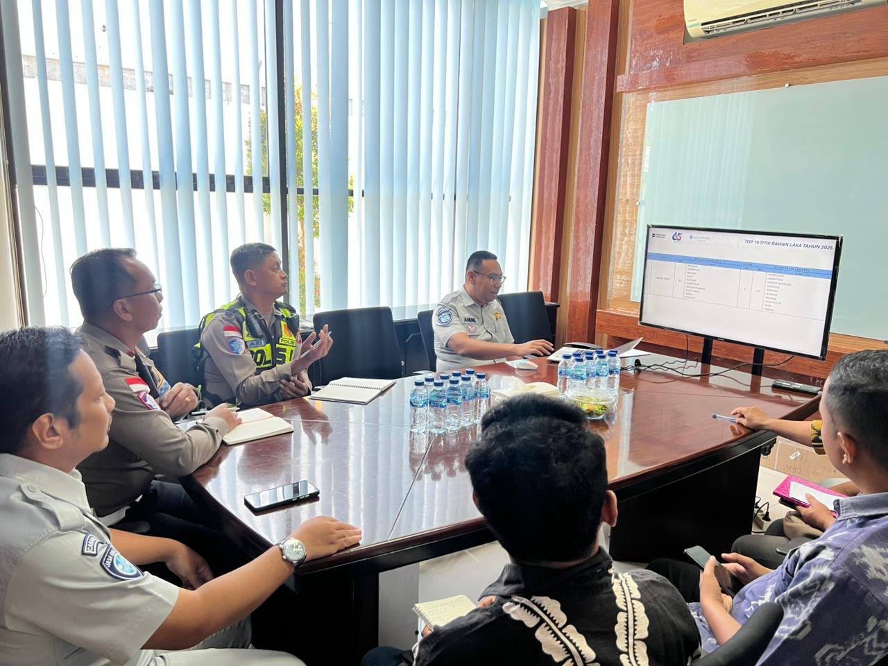 Jasa Raharja Ende Gelar Forum Lalu Lintas Angkutan Jalan Bahas Evaluasi Kecelakaan, Perkuat Sinergi, Tekan Angka Kecelakaan Tiga Bulan Terakhir