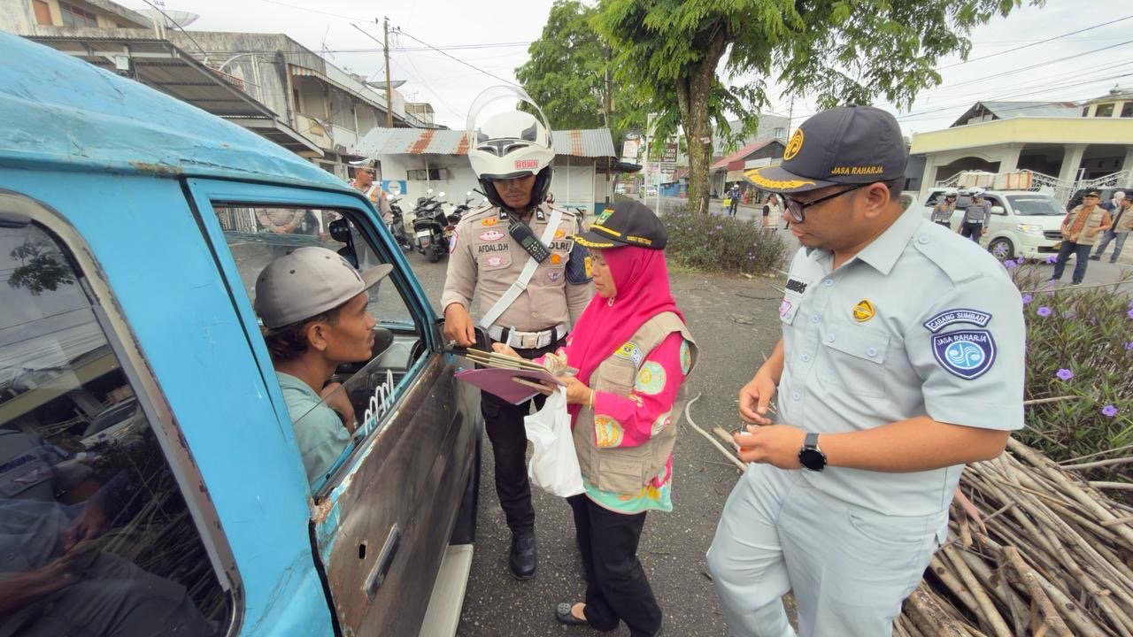 Jasa Raharja Sumbar Bersama Mitra Gelar Operasi Gabungan di Bukittinggi, Tingkatkan Kepatuhan Wajib Pajak Kendaraan