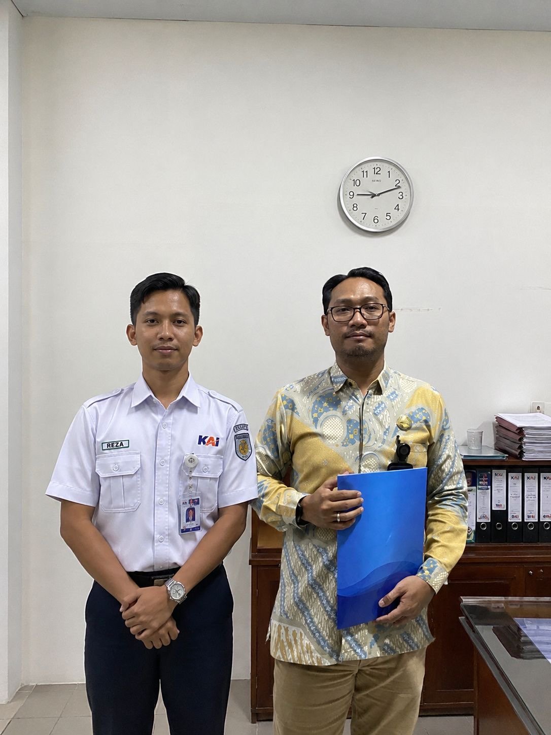Kunjungi PT Gandewa Putra Fajar dan PT KAI, Samsat Kodya Ajak Perusahaan Taat Bayar SWDKLLJ