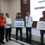 Direktur Utama Jasaraharja Putera Tinjau Langsung Penanganan Korban Kebakaran KMP Mutiara Sentosa II dan Serahkan Santunan Klaim, Pastikan Perlindungan Korban Berjalan Optimal